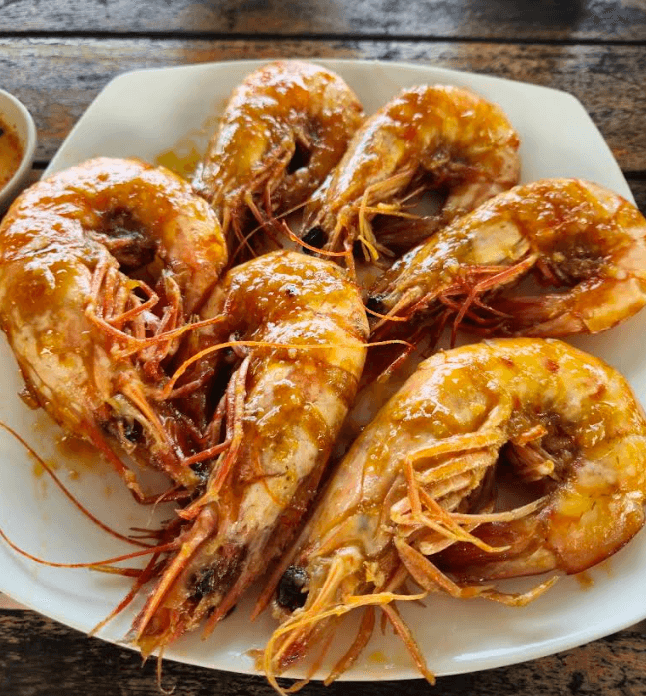 Prawns in tamarind sauce
